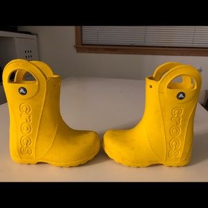 Crocs yellow Handle It rain boots size 10
